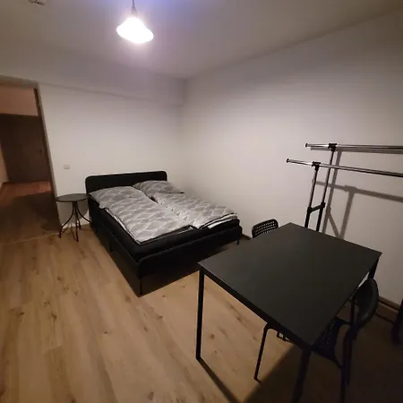 아파트 Neu Renoviert Parkplatz *