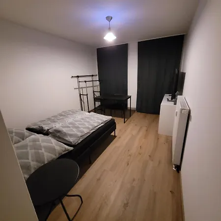 아파트 Neu Renoviert Parkplatz *