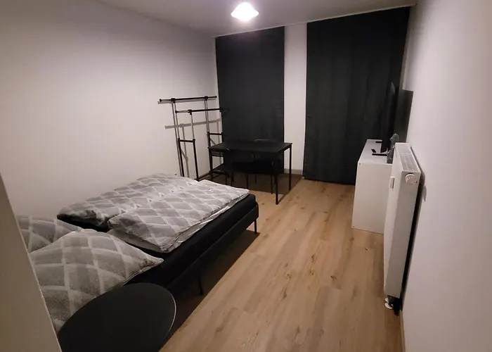 Апартаменты Neu Renoviert Parkplatz *